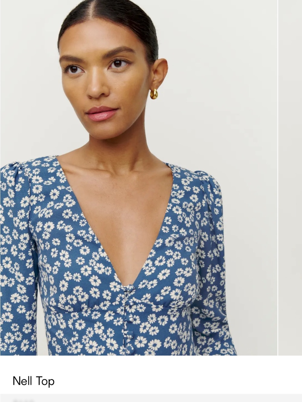 Blue Daisy Print V-Neck Top - Nell Top - Reformation